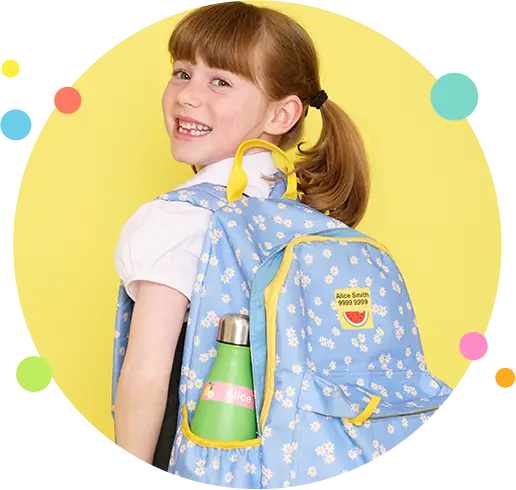 escola com sua mochila